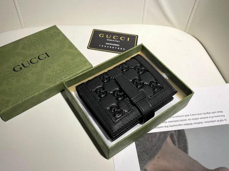 Gucci Wallets 98